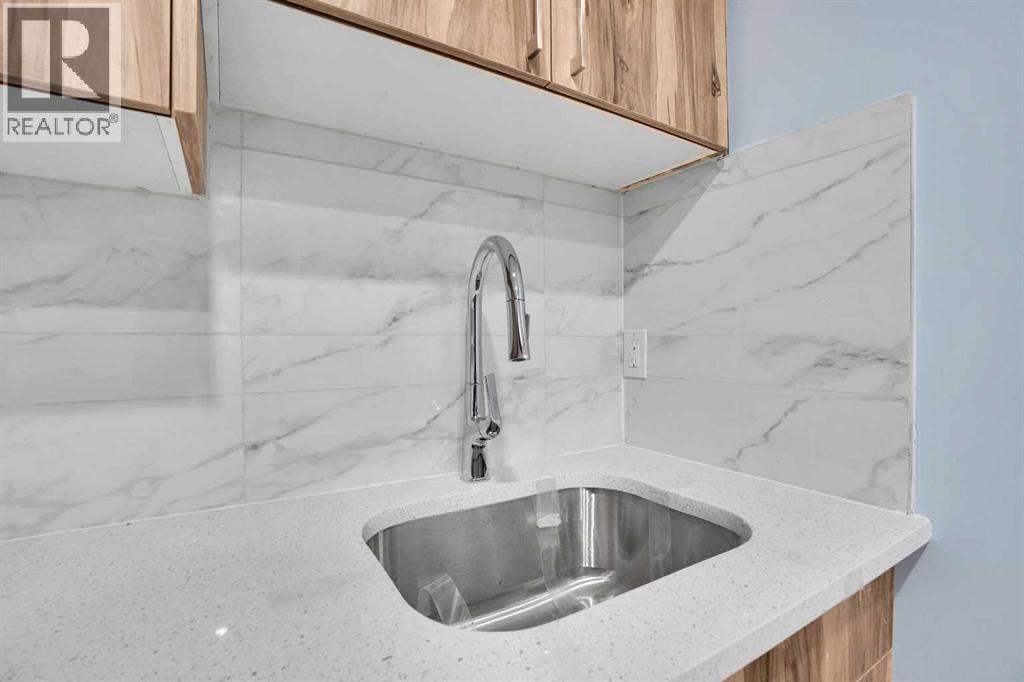 229 Luxstone Way Sw, Airdrie, Alberta  T4B 0H8 - Photo 11 - A2269642