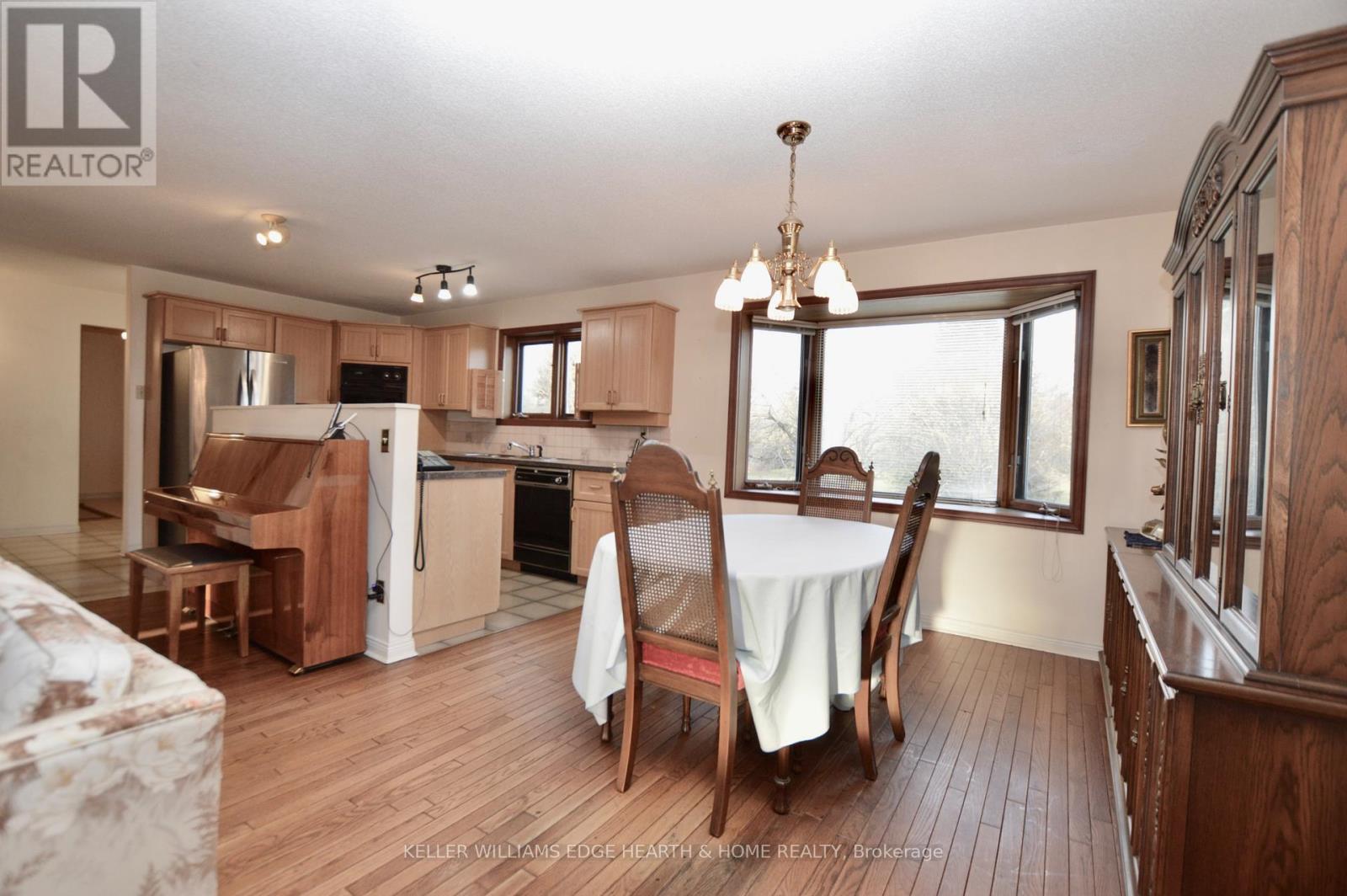 3400 Cedar Springs Road, Burlington, Ontario  L7P 0P7 - Photo 34 - W12475506