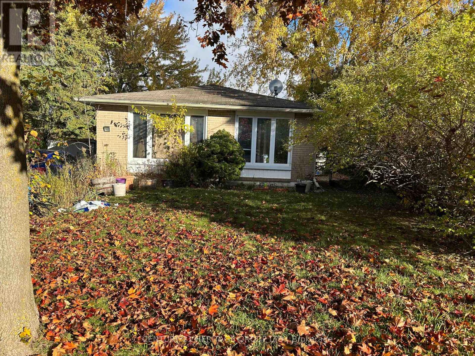 MAIN - 765 GREENFIELD CRESCENT, Newmarket, Ontario