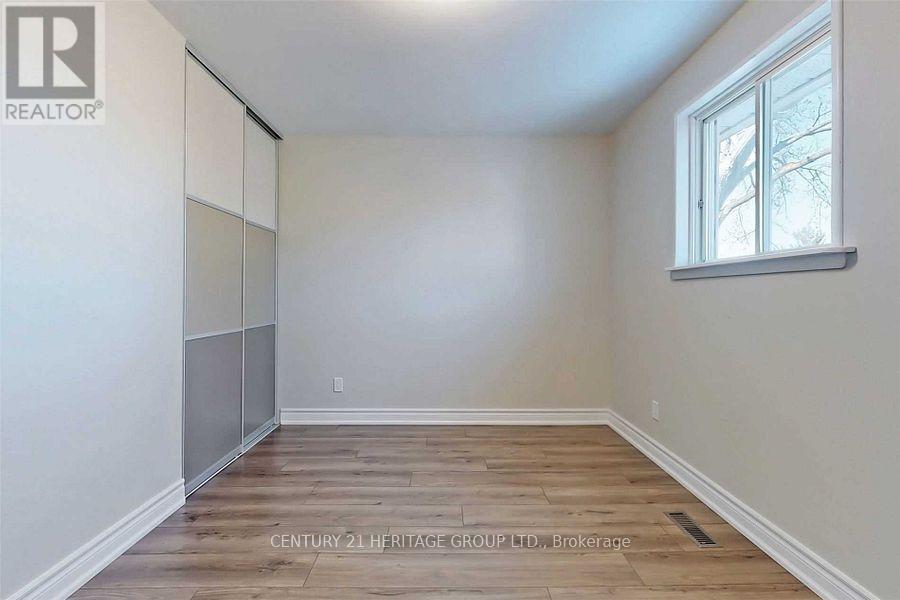 Main - 765 Greenfield Crescent, Newmarket, Ontario  L3Y 3B2 - Photo 13 - N12570162