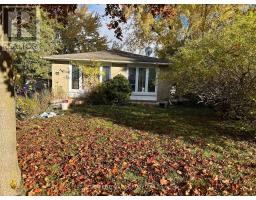 MAIN - 765 GREENFIELD CRESCENT, Newmarket, Ontario