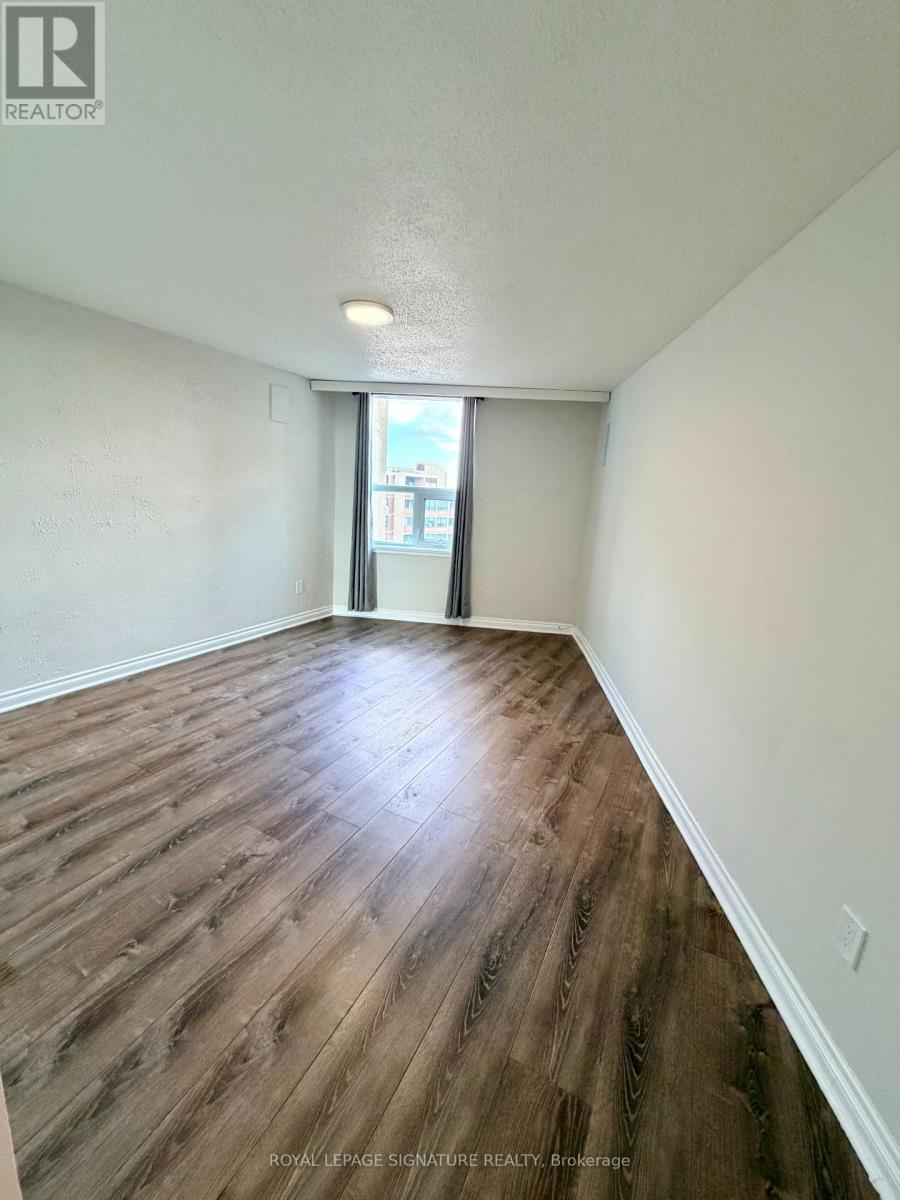 2003 - 714 The West Mall, Toronto, Ontario  M9C 4X1 - Photo 3 - W12564656