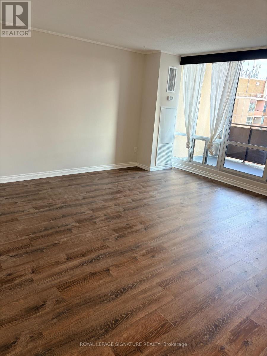 2003 - 714 The West Mall, Toronto, Ontario  M9C 4X1 - Photo 7 - W12564656