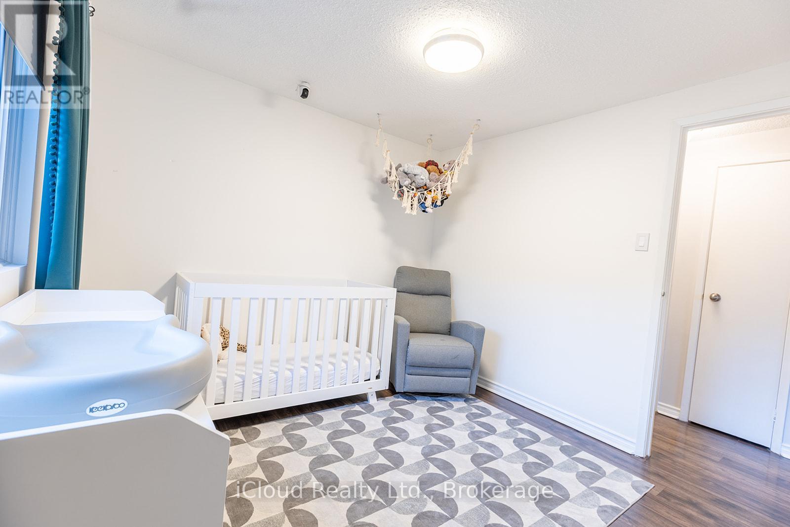 2253 Melissa Crescent, Burlington, Ontario  L7P 3T4 - Photo 12 - W12569990