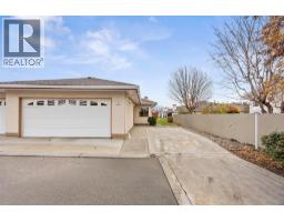 1874 Parkview Crescent Unit# 18, kelowna, British Columbia