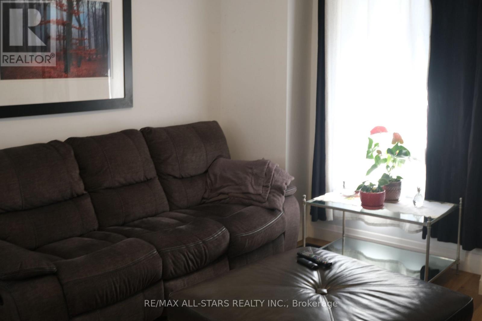 75 Keith Street, Hamilton, Ontario  L8L 3S2 - Photo 14 - X12484887