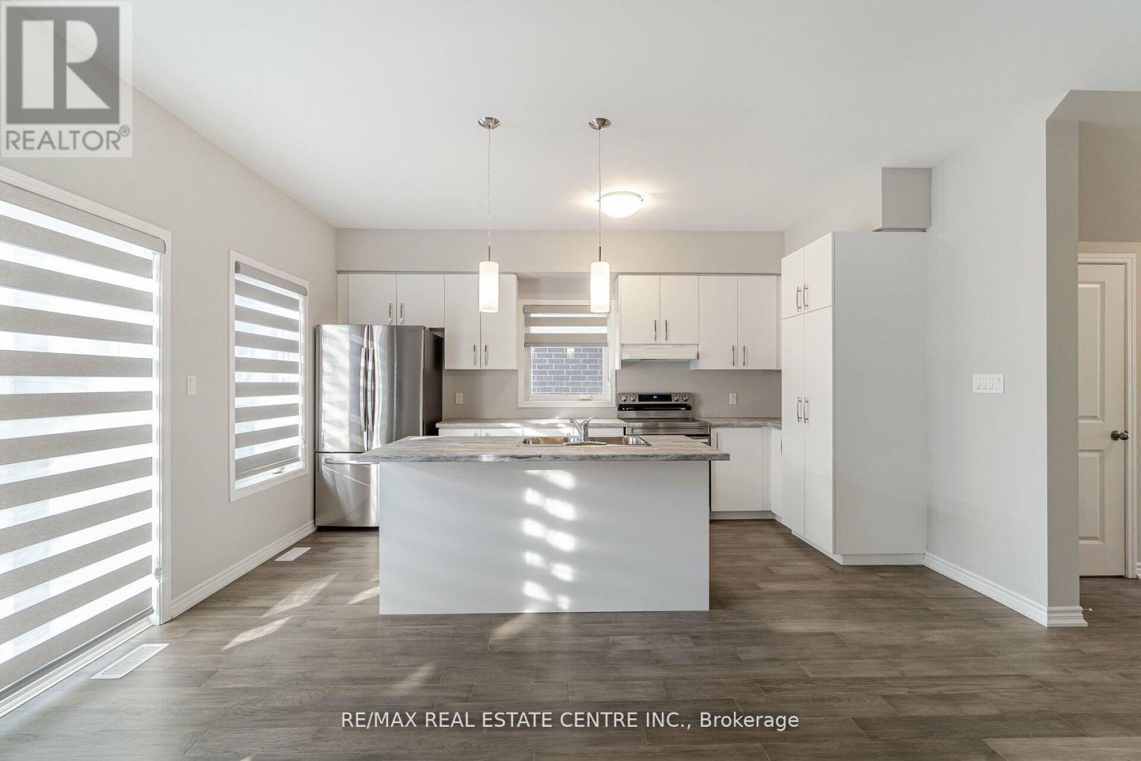 219 Taylor Street, Thorold, Ontario  L2V 1C3 - Photo 8 - X12570068