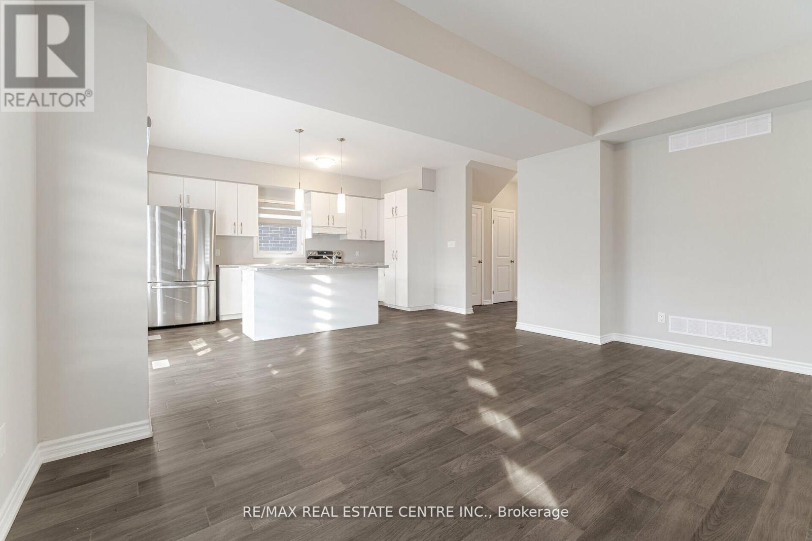 219 Taylor Street, Thorold, Ontario  L2V 1C3 - Photo 6 - X12570068