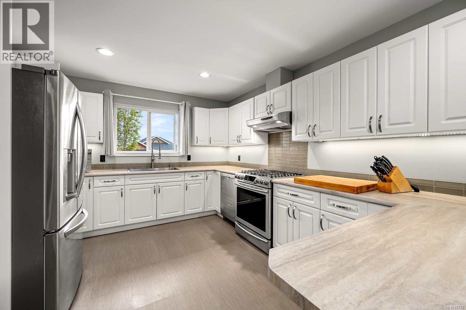 279 Michigan Dr, Campbell River, British Columbia  V9H 0C7 - Photo 9 - 1015778