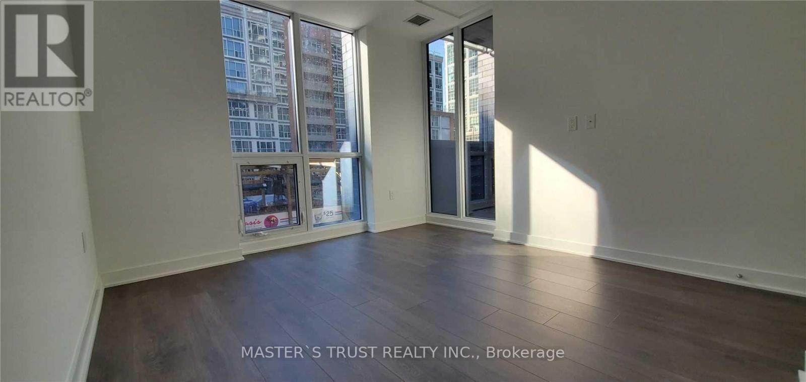 308 - 115 Blue Jays Way, Toronto, Ontario  M5V 0N4 - Photo 3 - C12570172