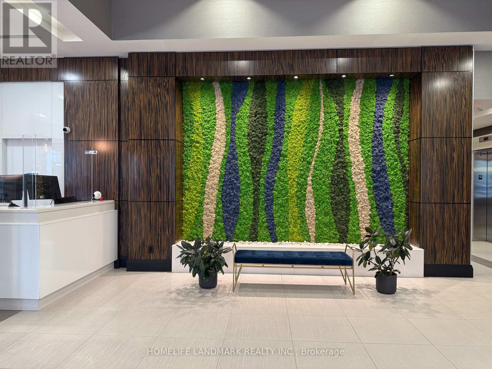 705 - 19 Grand Trunk Crescent, Toronto, Ontario  M5J 3A3 - Photo 2 - C12570224