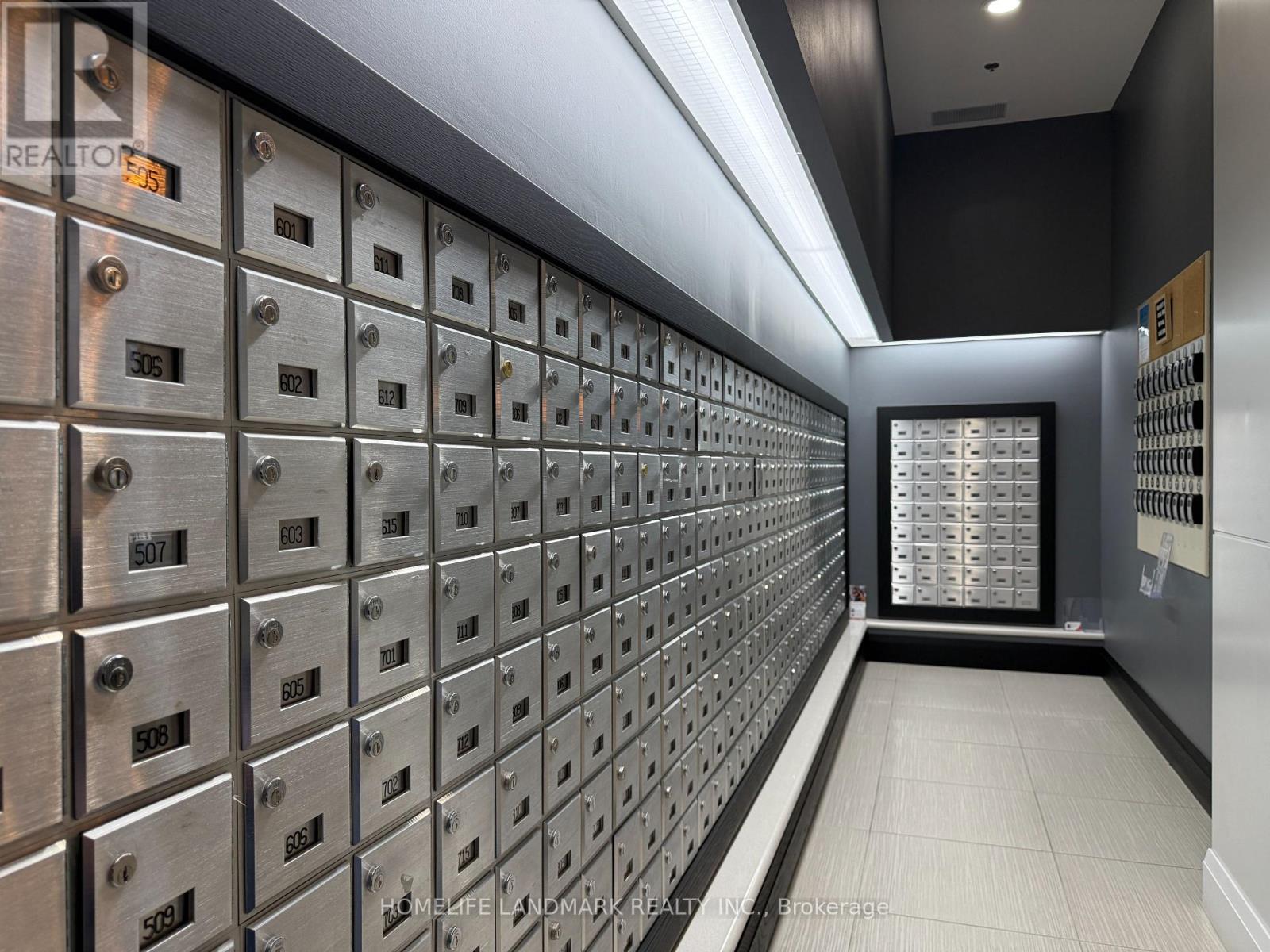 705 - 19 Grand Trunk Crescent, Toronto, Ontario  M5J 3A3 - Photo 5 - C12570224