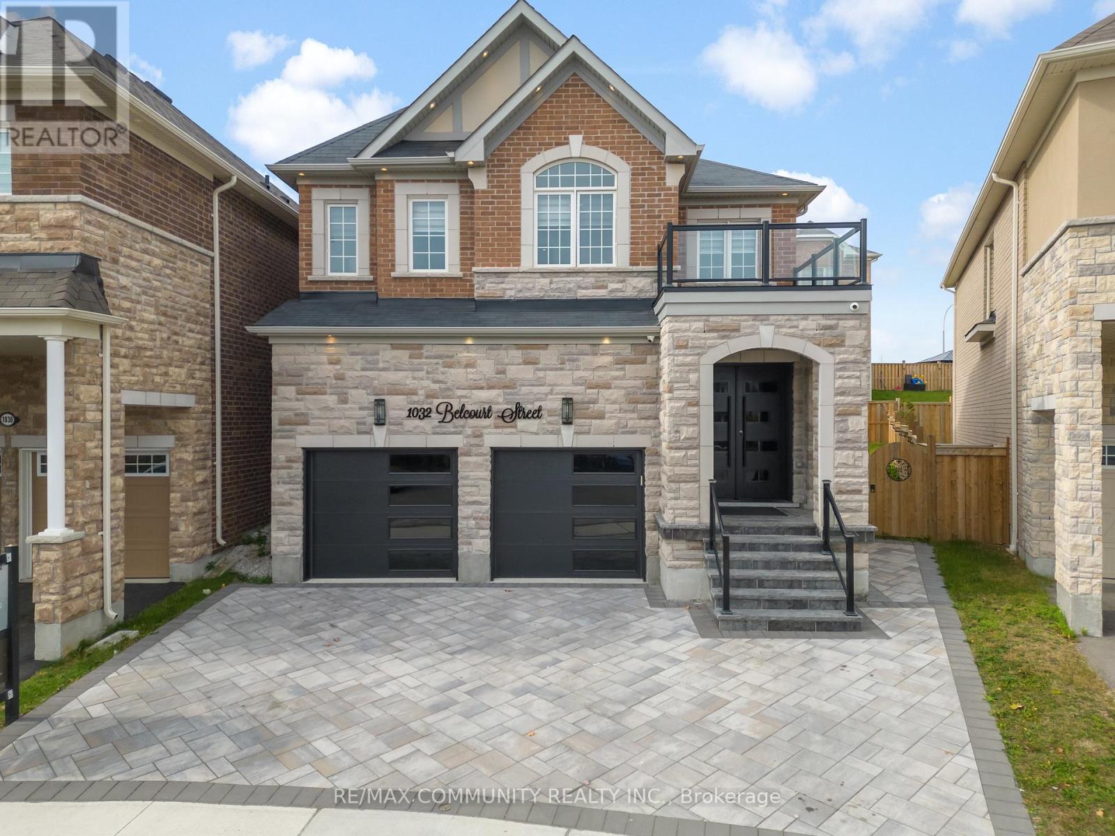 1032 Belcourt Street, Pickering, Ontario  L1X 0G3 - Photo 3 - E12570210