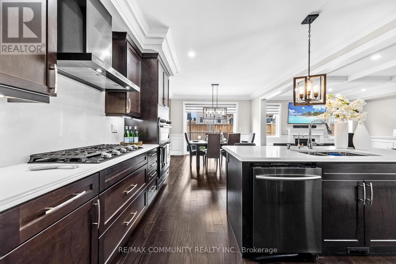 1032 Belcourt Street, Pickering, Ontario  L1X 0G3 - Photo 30 - E12570210