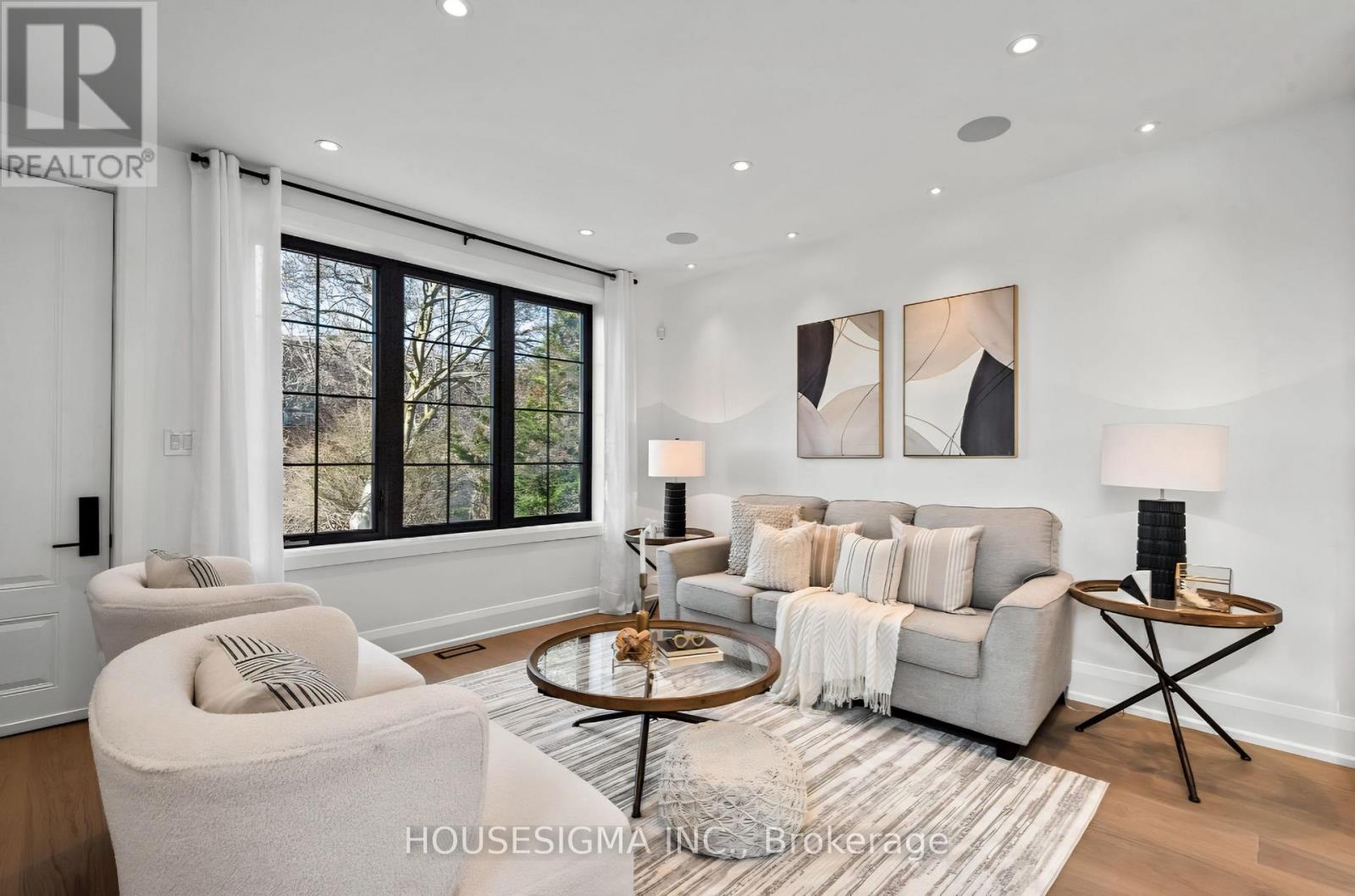 180 Glenwood Crescent, Toronto, Ontario  M4B 1K4 - Photo 14 - E12570218