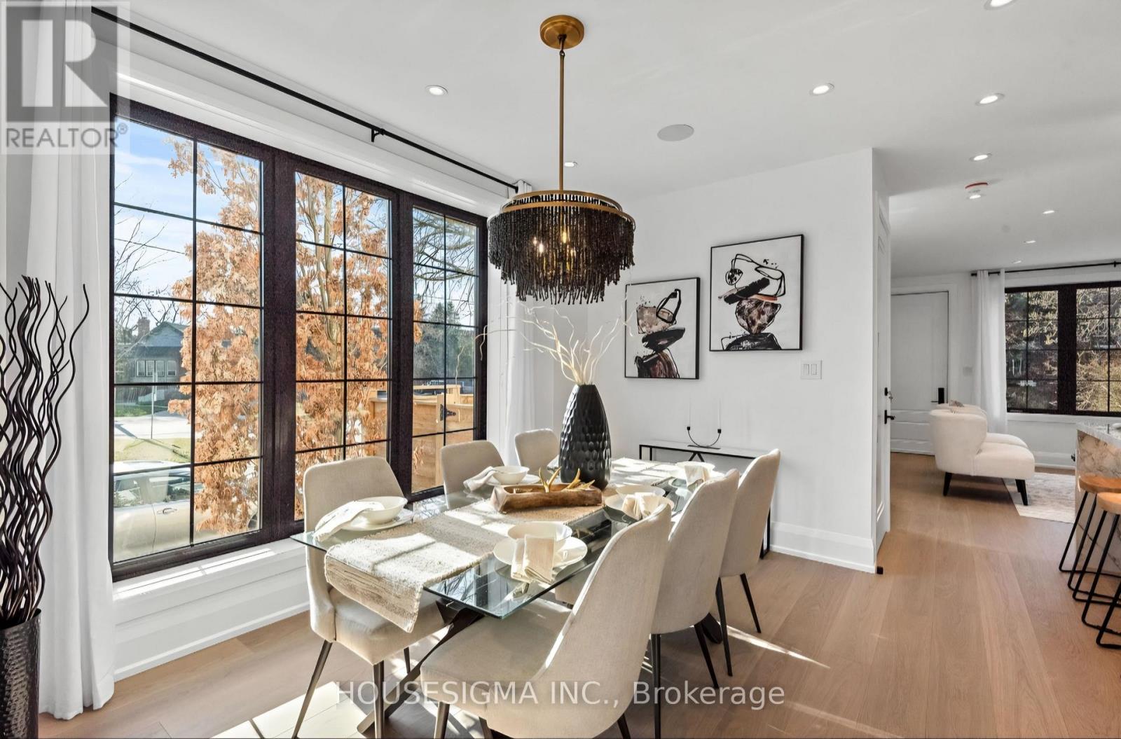 180 Glenwood Crescent, Toronto, Ontario  M4B 1K4 - Photo 19 - E12570218