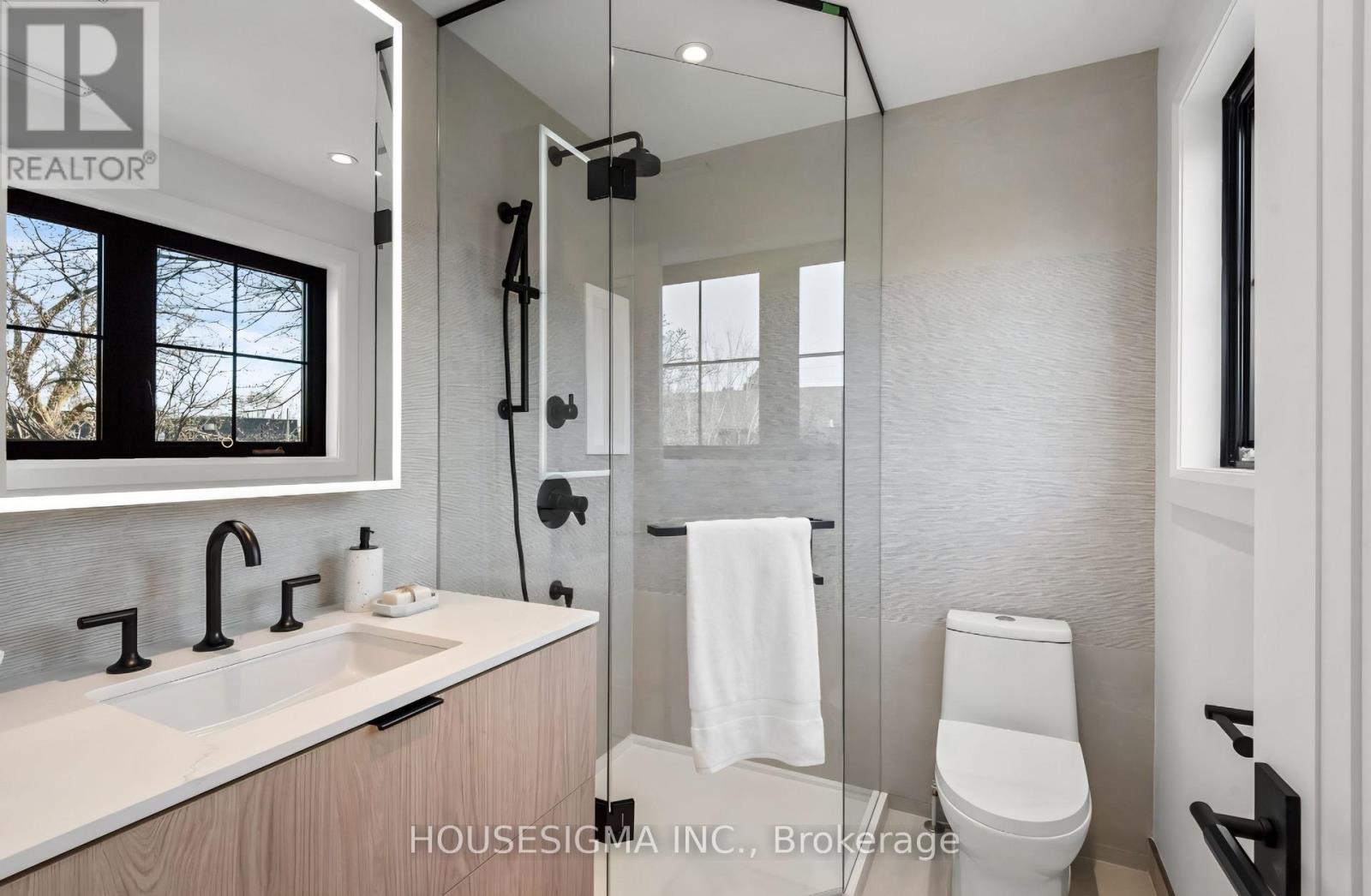 180 Glenwood Crescent, Toronto, Ontario  M4B 1K4 - Photo 28 - E12570218