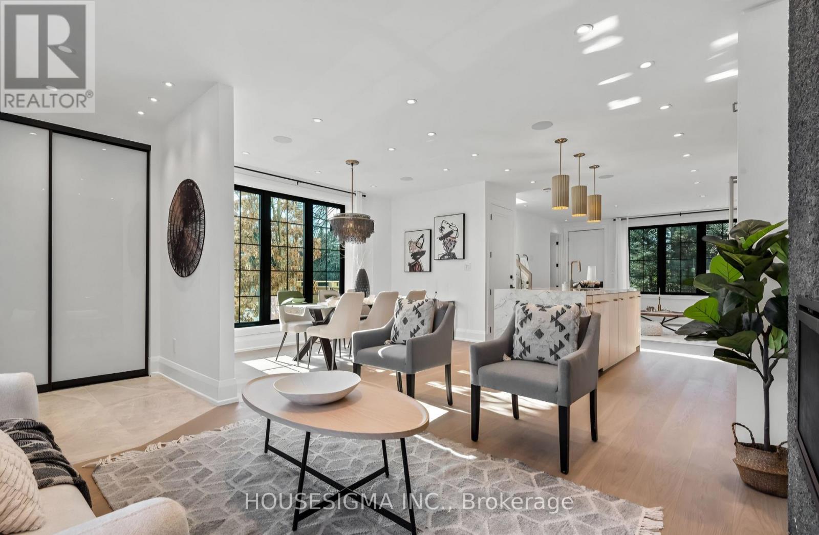 180 Glenwood Crescent, Toronto, Ontario  M4B 1K4 - Photo 7 - E12570218