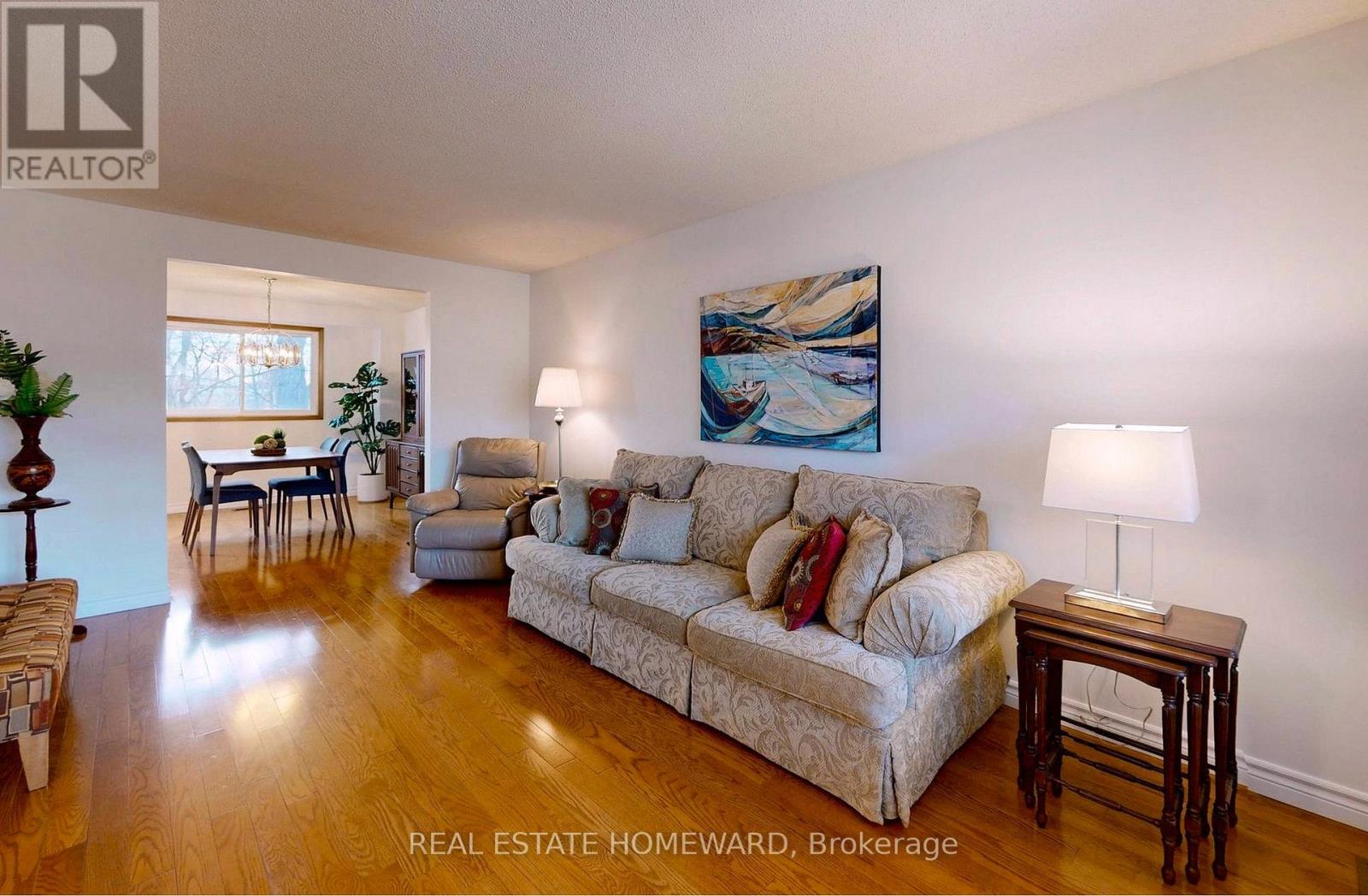 3058 Viewmount Road, Oakville, Ontario  L6L 5M7 - Photo 10 - W12570176