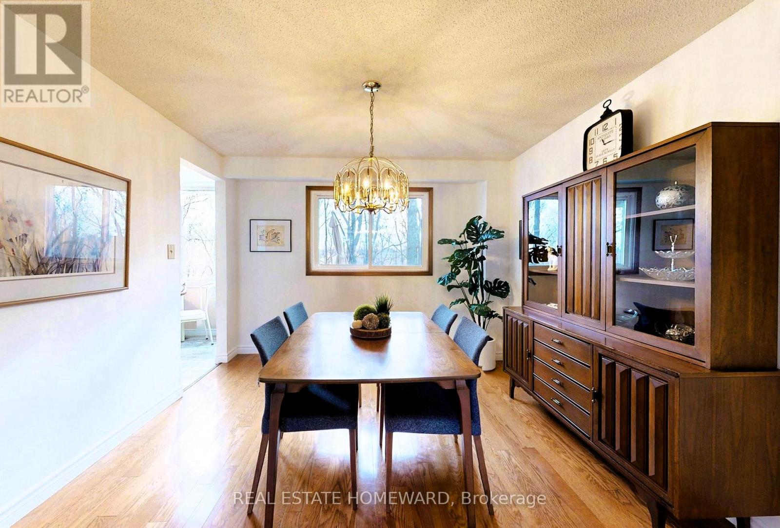 3058 Viewmount Road, Oakville, Ontario  L6L 5M7 - Photo 11 - W12570176