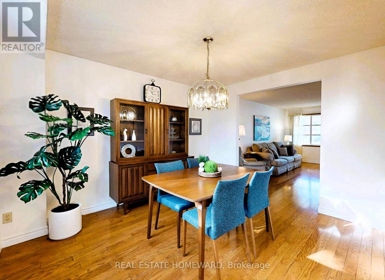 3058 Viewmount Road, Oakville, Ontario  L6L 5M7 - Photo 12 - W12570176