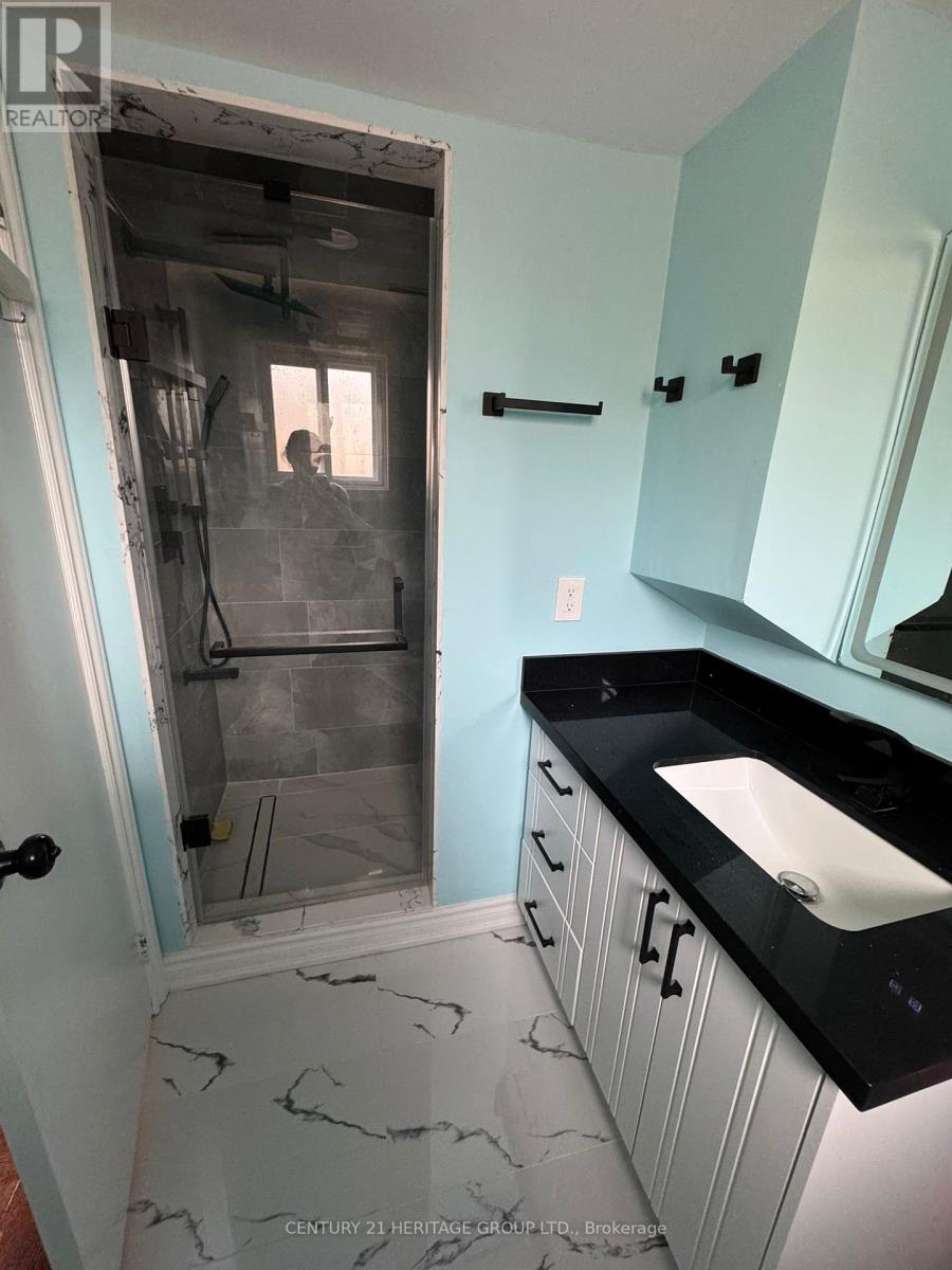 1036 Mississauga Valley Boulevard, Mississauga, Ontario  L5A 3J4 - Photo 14 - W12570182