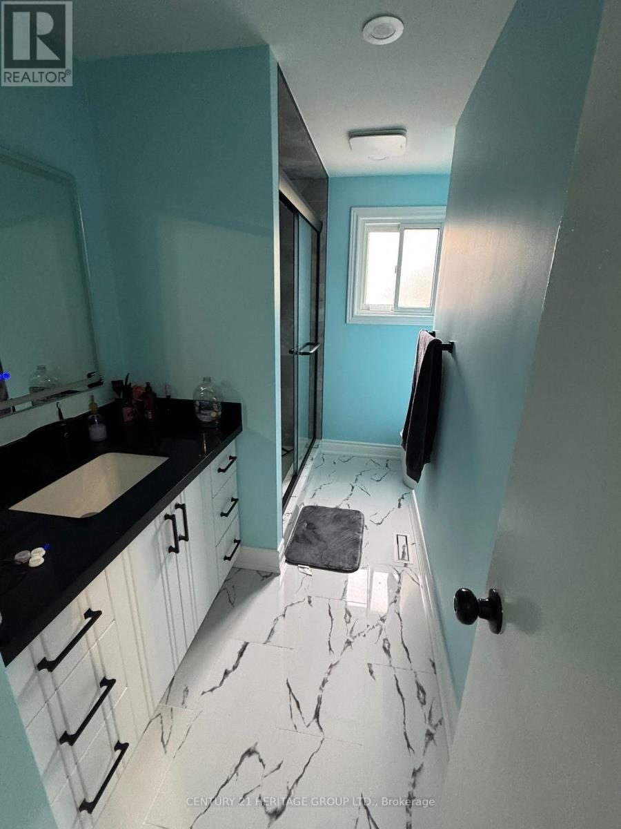 1036 Mississauga Valley Boulevard, Mississauga, Ontario  L5A 3J4 - Photo 9 - W12570182