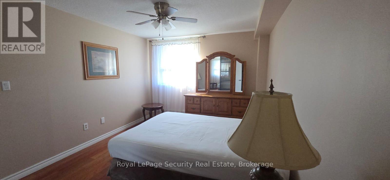 805 - 2556 Argyle Road, Mississauga, Ontario  L5B 2H6 - Photo 11 - W12570198