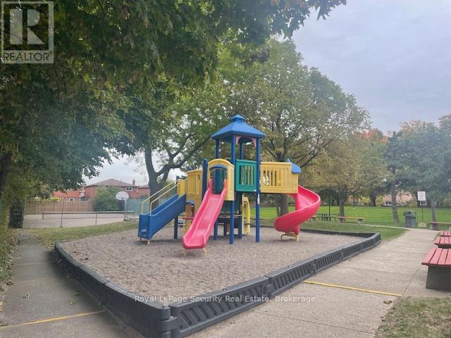 805 - 2556 Argyle Road, Mississauga, Ontario  L5B 2H6 - Photo 19 - W12570198