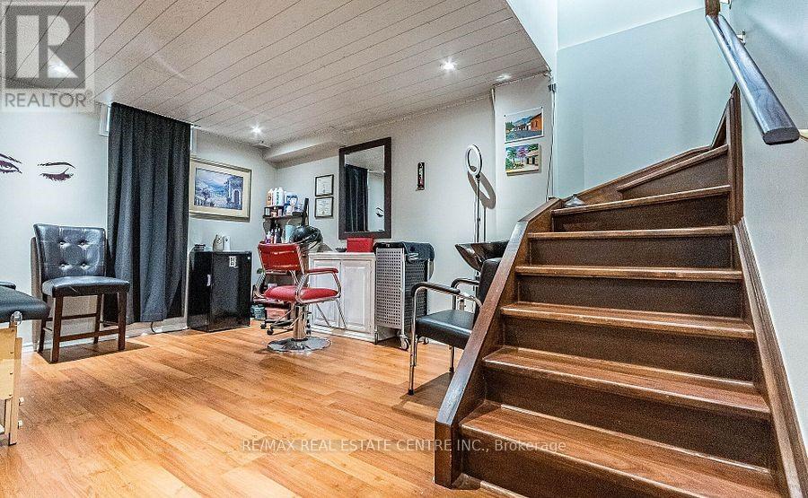 42 Livingston Road, Milton, Ontario  L9T 6B7 - Photo 24 - W12570226