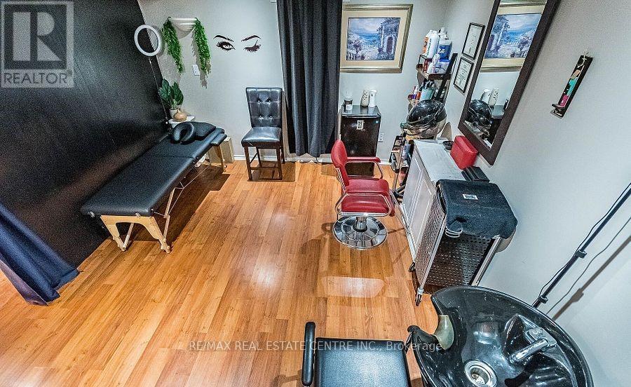 42 Livingston Road, Milton, Ontario  L9T 6B7 - Photo 25 - W12570226