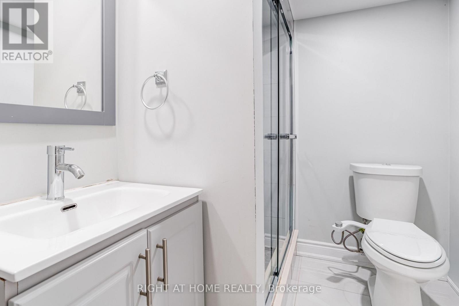 96 Humberstone Crescent, Brampton, Ontario  L7A 4B8 - Photo 30 - W12570228