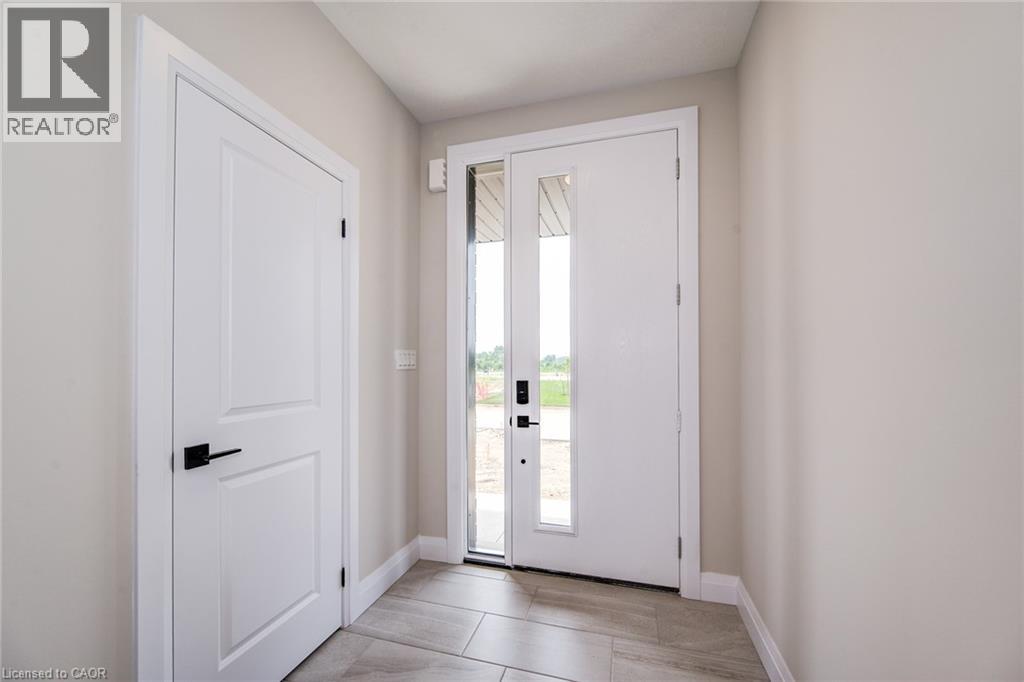 102 Thackeray Way, Harriston, Ontario  N0G 1Z0 - Photo 6 - 40727537