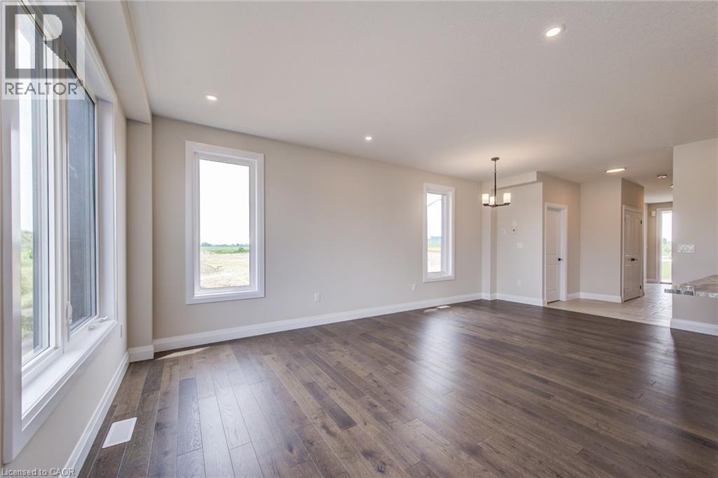 102 Thackeray Way, Harriston, Ontario  N0G 1Z0 - Photo 14 - 40727537