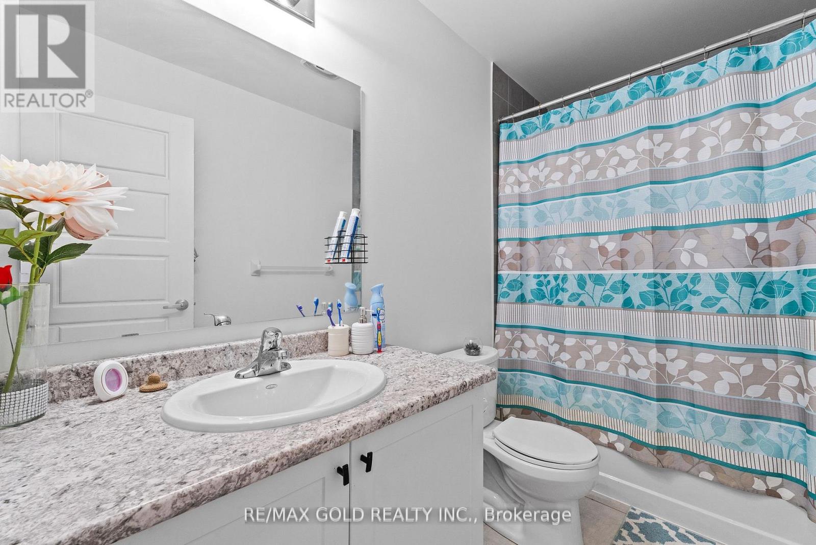 82 Pony Way, Kitchener, Ontario  N2R 0R2 - Photo 32 - X12570180