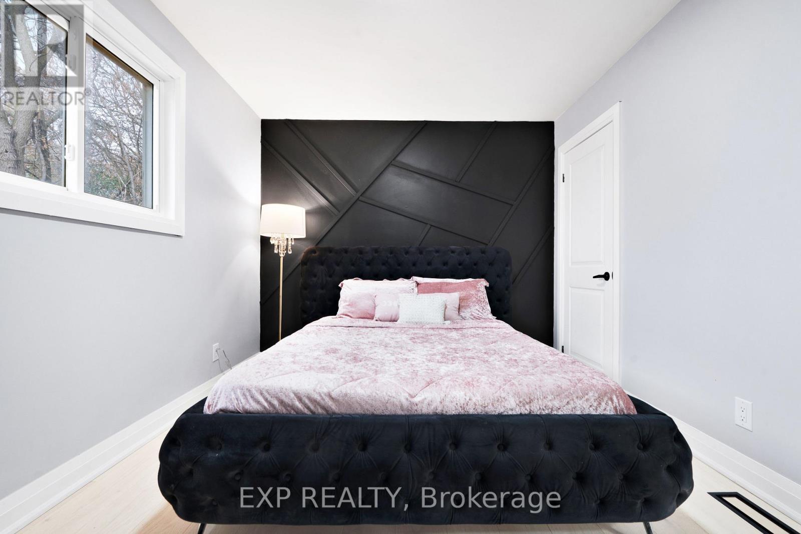 19 Broad Street, Brantford, Ontario  N3R 7E1 - Photo 5 - X12570186