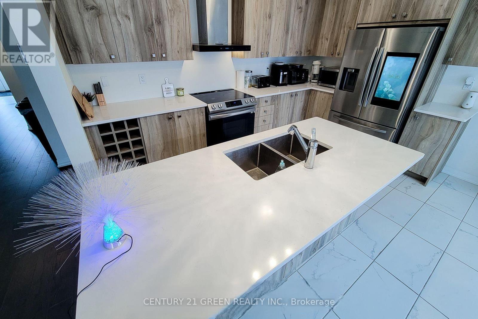 175 Spitfire Drive, Hamilton, Ontario  L0R 1W0 - Photo 12 - X12570204