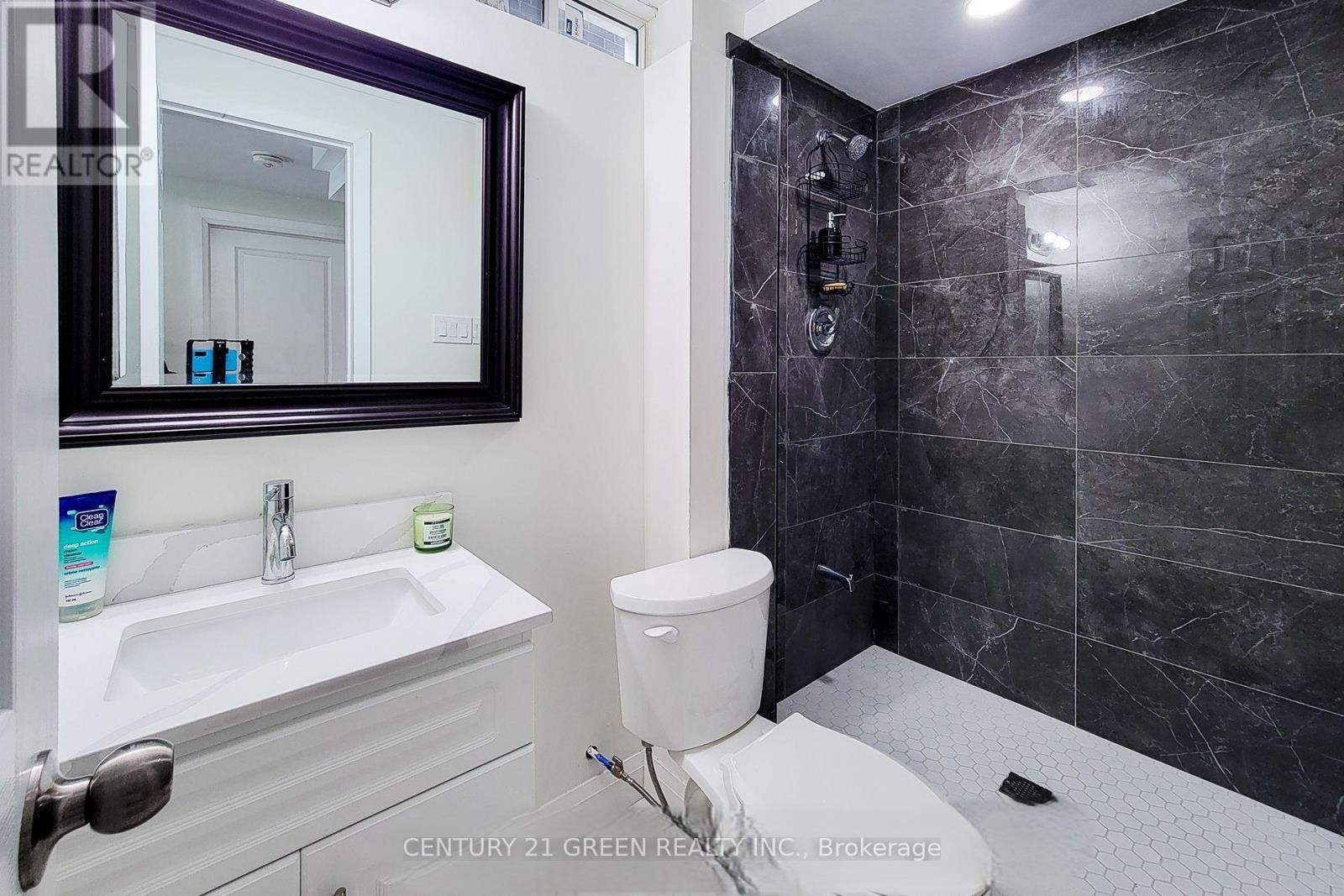 175 Spitfire Drive, Hamilton, Ontario  L0R 1W0 - Photo 47 - X12570204