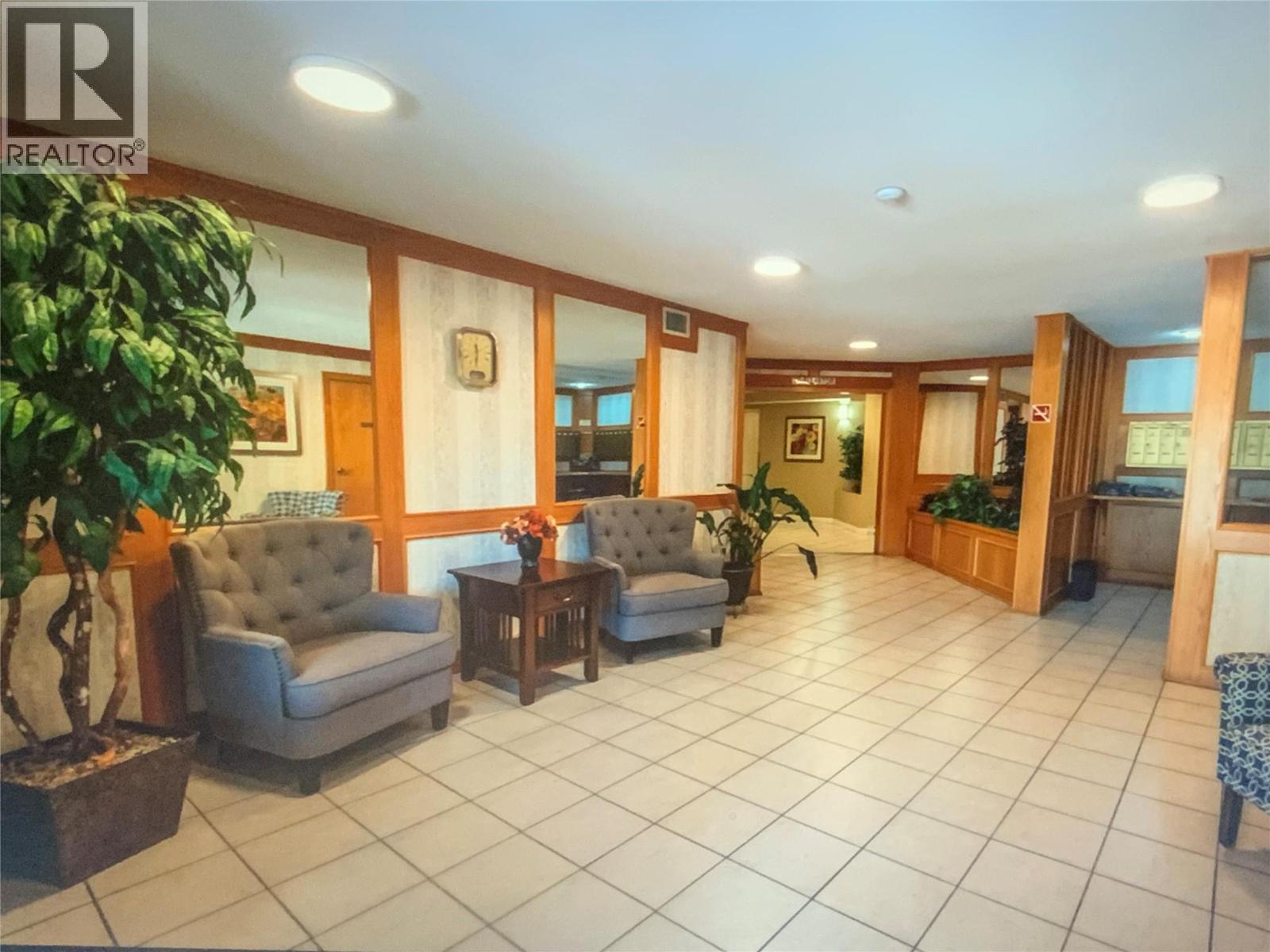 374 Winnipeg Street Unit# 307, Penticton, British Columbia  V2A 7X6 - Photo 2 - 10362453