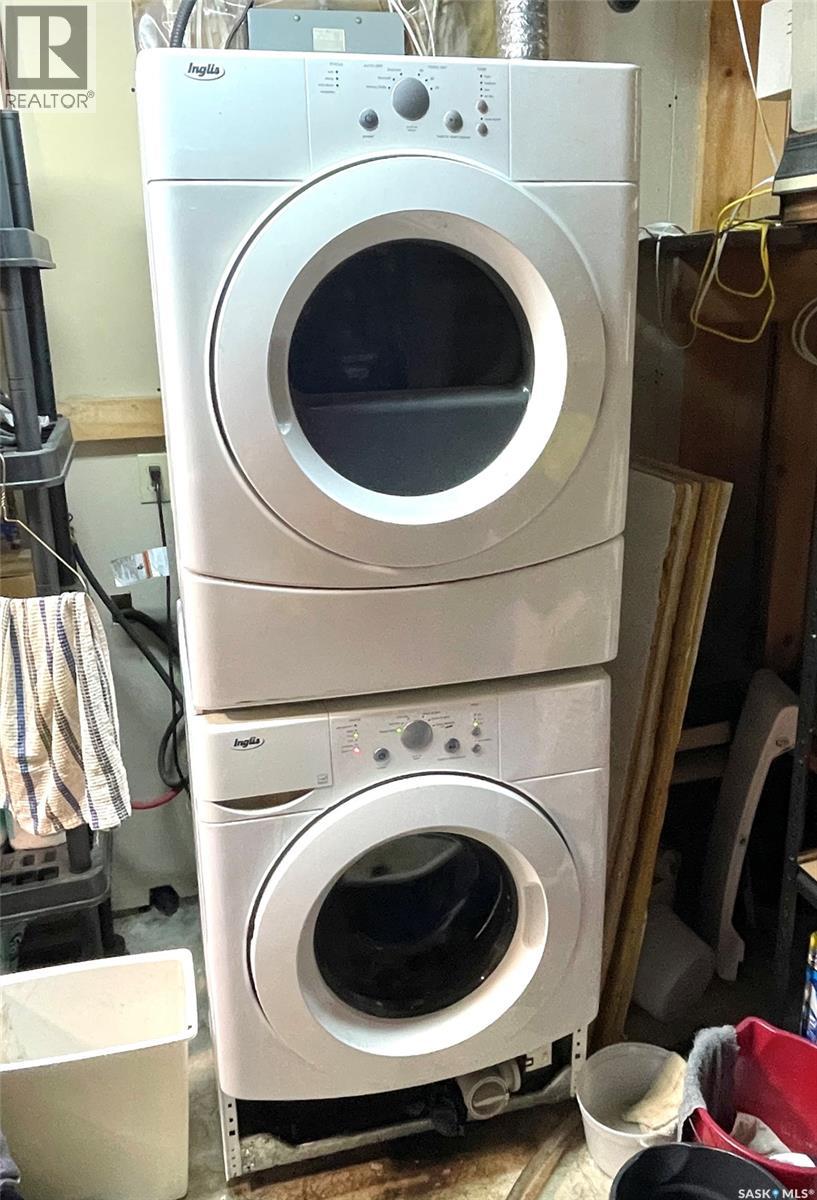 2472 Ross Crescent, North Battleford, Saskatchewan  S9A 3R3 - Photo 23 - SK021101