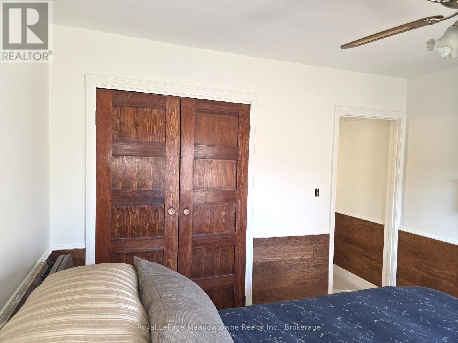 10 - 2405 Lakeshore Road, Burlington, Ontario  L7R 1B8 - Photo 10 - W12533832