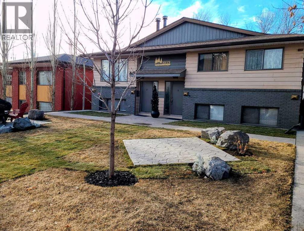 1933 25 Street Sw, Calgary, Alberta  T3E 1W8 - Photo 3 - A2270237