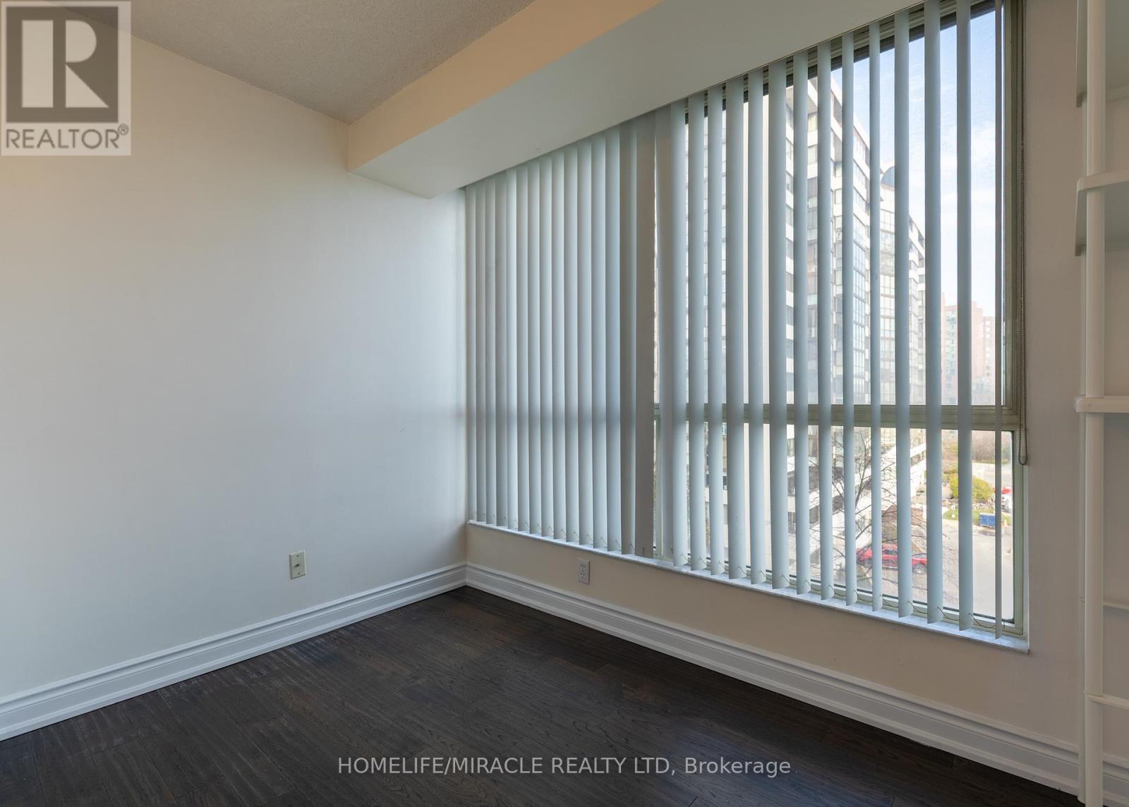 501 - 2901 Kipling Avenue, Toronto, Ontario  M9V 5E5 - Photo 7 - W12512166