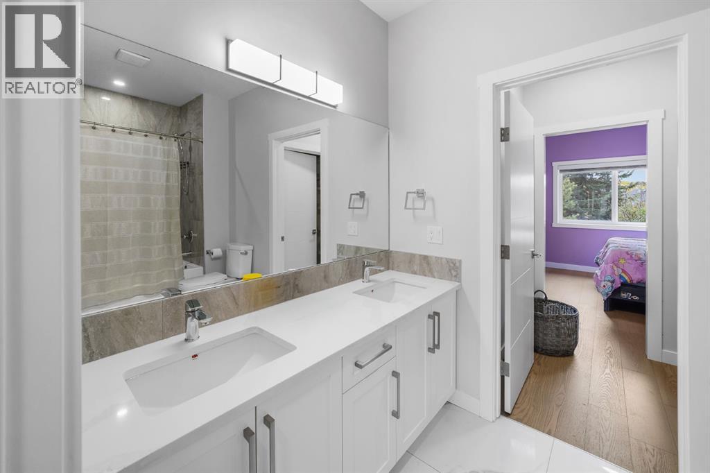 7 Mystic Ridge Way Sw, Calgary, Alberta  T3H 1S7 - Photo 40 - A2250424
