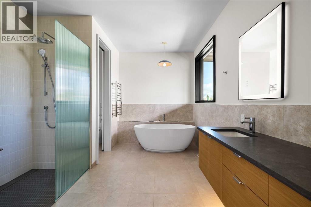 3c Willow Crescent Sw, Calgary, Alberta  T3C 3B8 - Photo 15 - A2260893