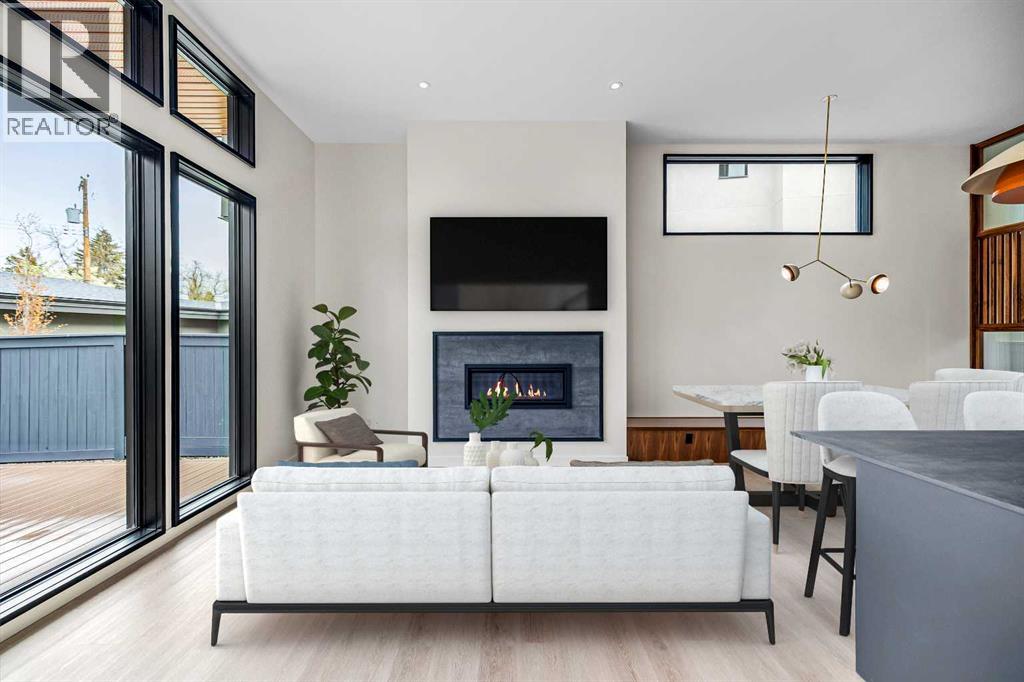 3d Willow Crescent Sw, Calgary, Alberta  T3C 3B8 - Photo 12 - A2261041