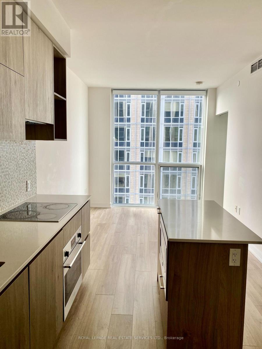 3903 - 1 Yorkville Avenue, Toronto, Ontario  M4W 0B1 - Photo 8 - C12168245