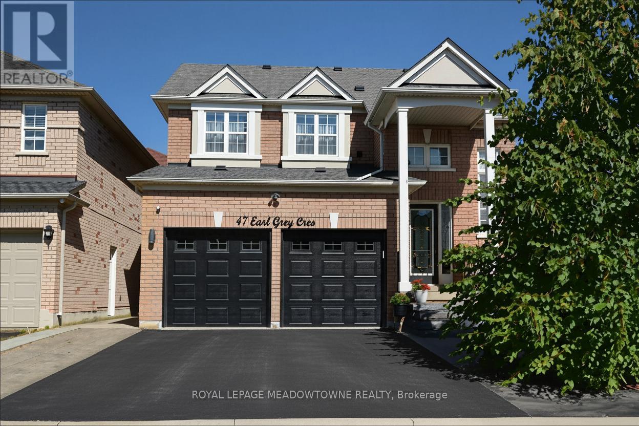 47 EARL GREY CRESCENT, Brampton, Ontario