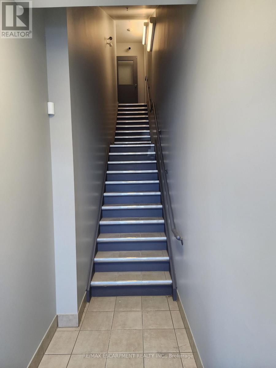 104b - 1100 South Service Road, Hamilton, Ontario  L8E 0C5 - Photo 2 - X12570232