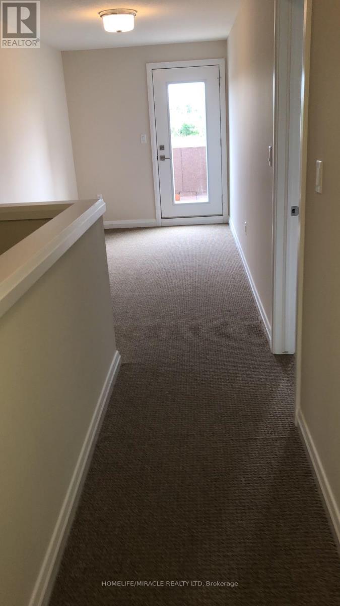 19 - 35 Midhurst Heights, Hamilton, Ontario  L8J 0K9 - Photo 11 - X12570250